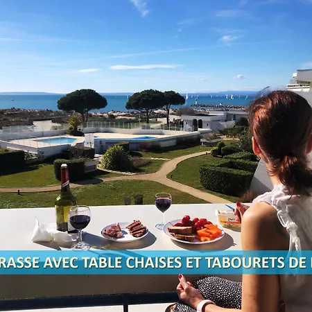 Camarg'beach Vue Mer-piscines-plages-tennis-parking-4pers דירה