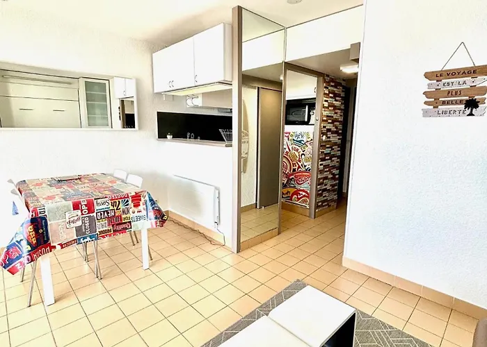Camarg'beach Vue Mer-piscines-plages-tennis-parking-4pers Daire